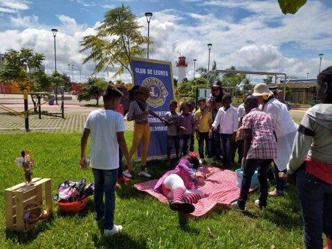 Celebrando Halloween con los niños de Inrenis
